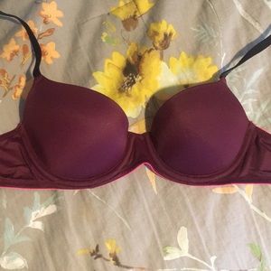 32A Purple VS pink bra
